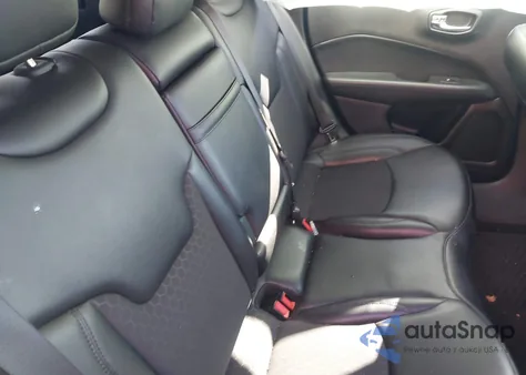 2019 Jeep Compass Altitude 4X4 from USA, damaged, VIN 3C4NJDBB2KT713724